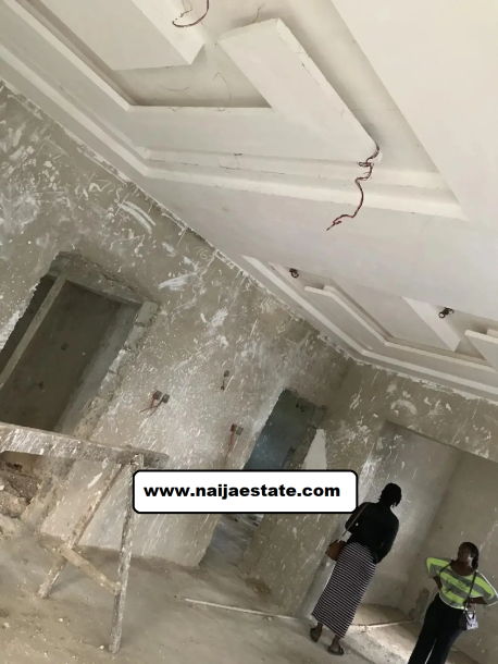 5bdrm Duplex in Red Gate Estate Bodija for Sale-4