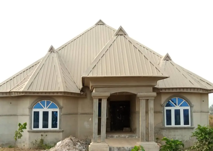 3bdrm Bungalow in Behind Federal, Osogbo for Sale-4
