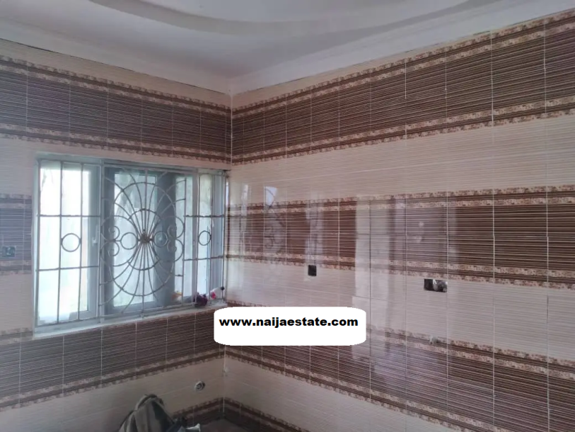 3bdrm Bungalow in Behind Federal, Osogbo for Sale-3