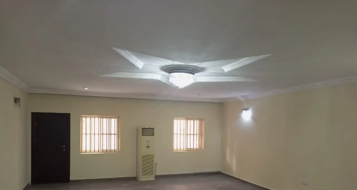 4bdrm Duplex in Parkview, Ikoyi for Sale-5