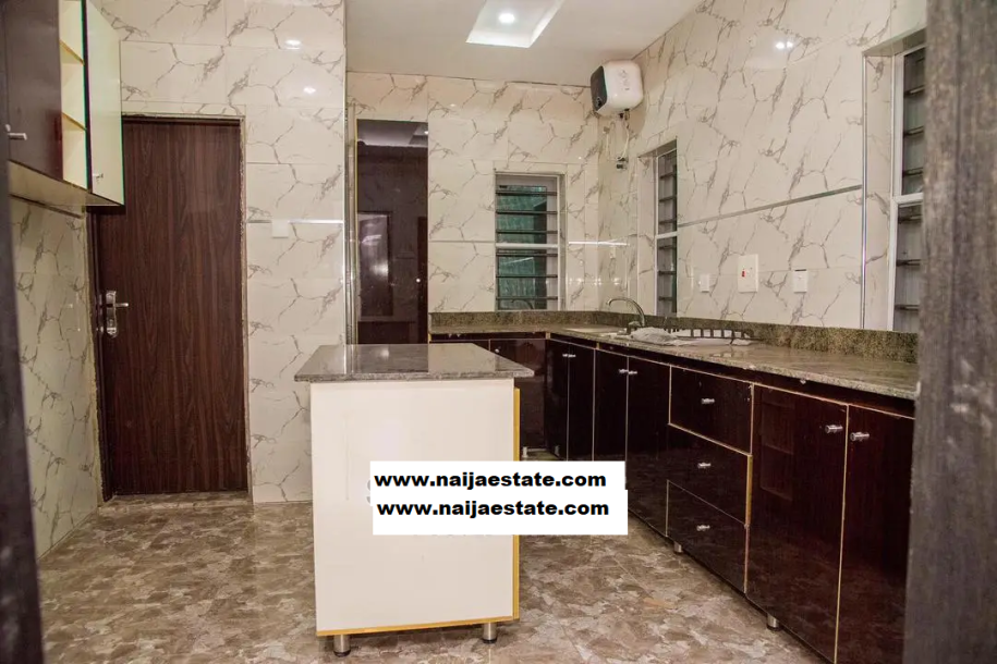 Executive 4 Bedroom Duplex for Sale-5