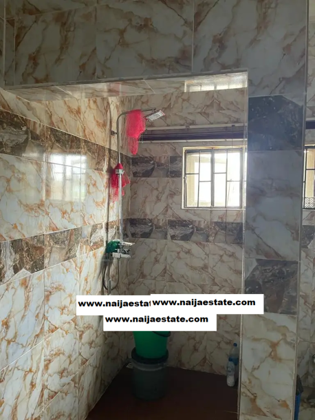 Furnished 5bdrm Duplex in Benin City for Sale-4