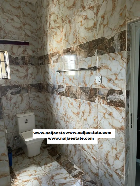 Furnished 5bdrm Duplex in Benin City for Sale-5