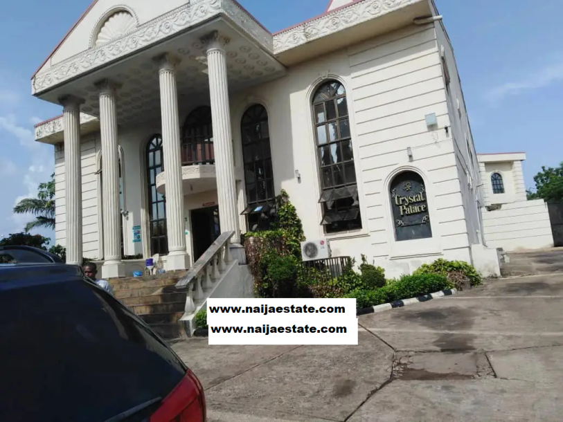 Hotel for Sale at Gra-1