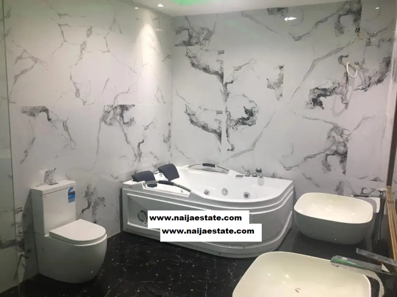 Hotel for Sale at Gra-3