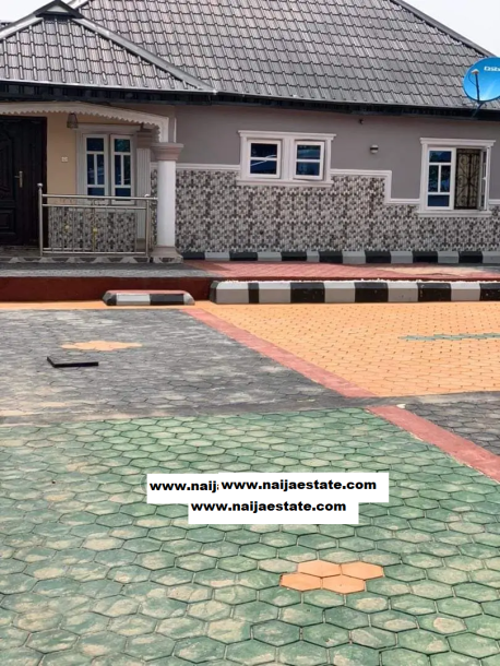Furnished 3bdrm Apartment in Okinni, Osogbo for Sale-3