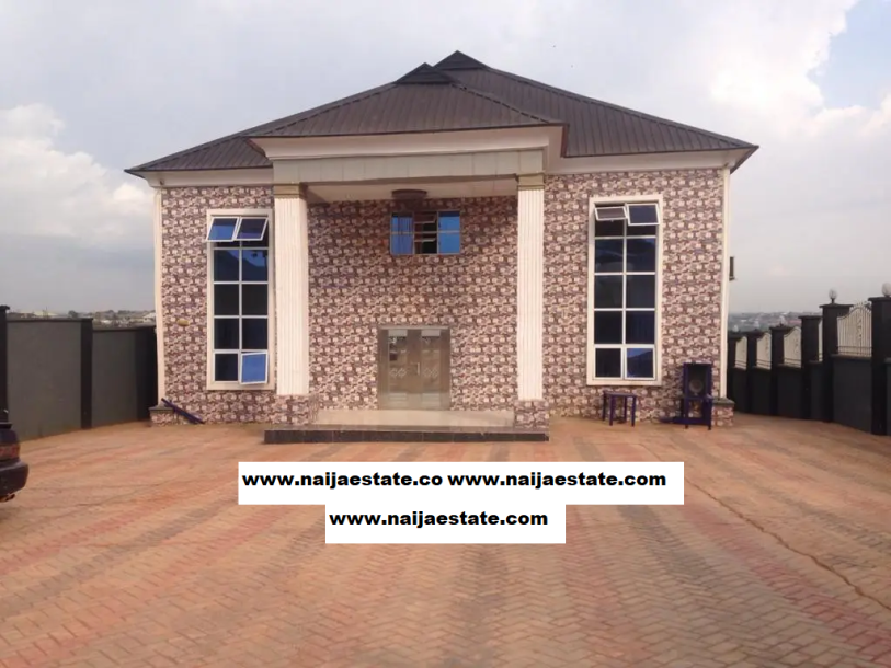 Functioning 13rooms Hotel With Swimming Pool for sale-1