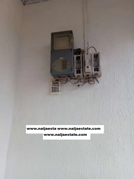 3bdrm Apartment for rent in Ibadan-4
