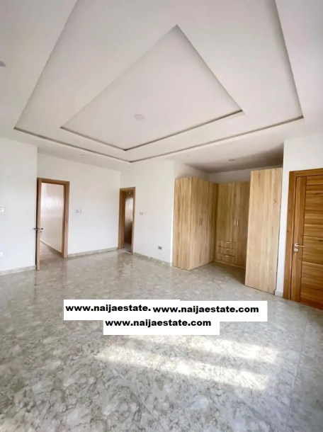 Magnificently Spaced 5 Bed Fully Detached Duplex-5