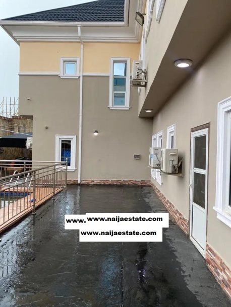 6 well furnished bedroom duplex-1