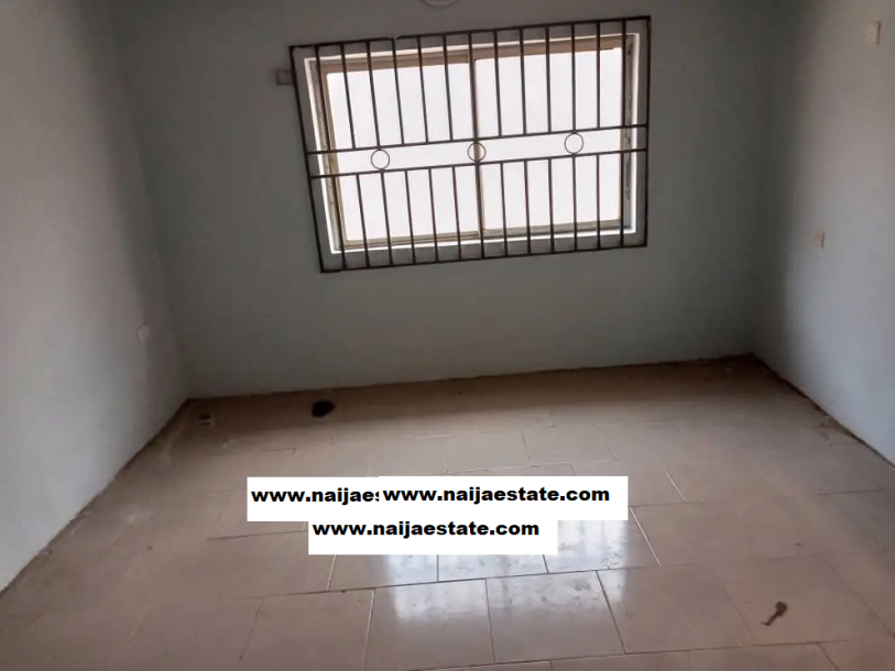2bdrm House in Ologbo Estate, Ibadan for Rent-2