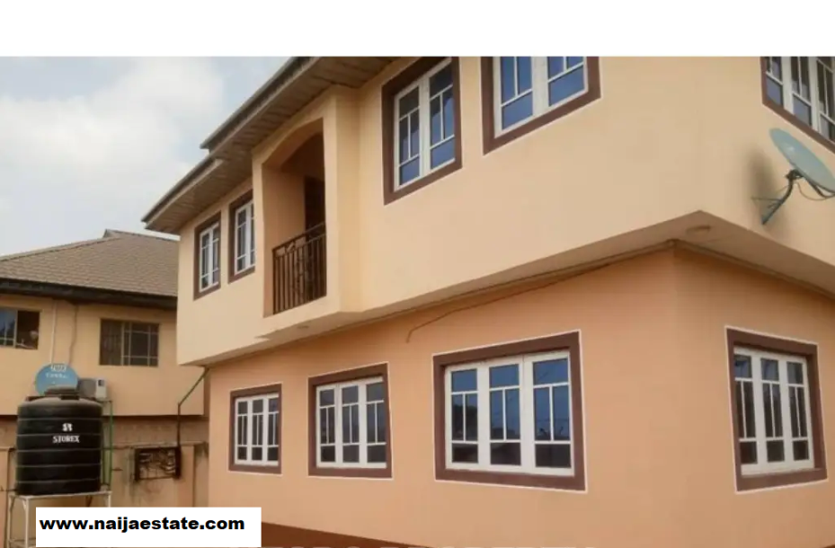 Furnished 2bdrm Block of Flats in City Estate, Agbowo for rent-1
