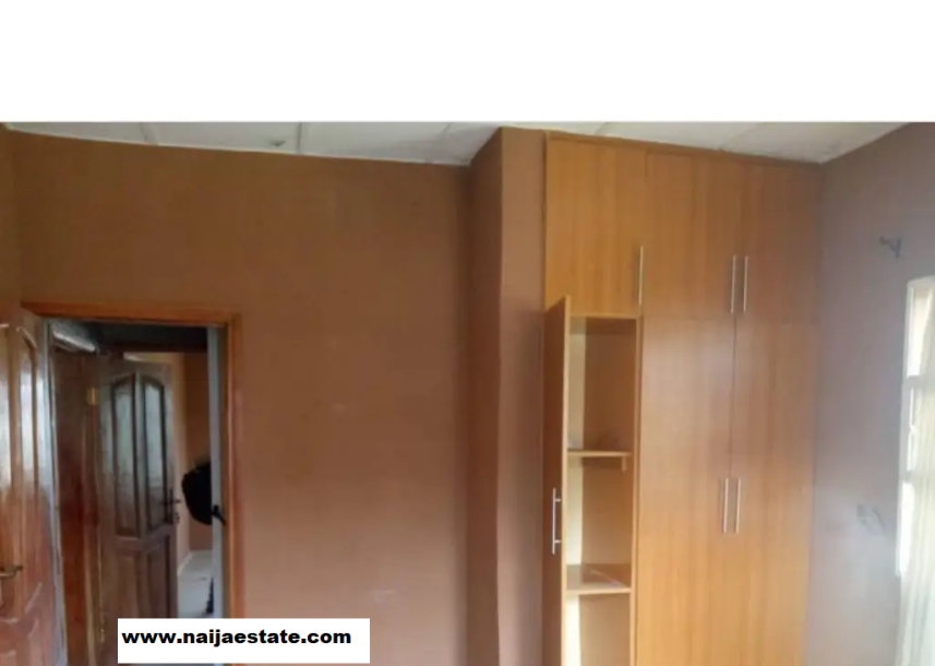Furnished 2bdrm Block of Flats in City Estate, Agbowo for rent-2