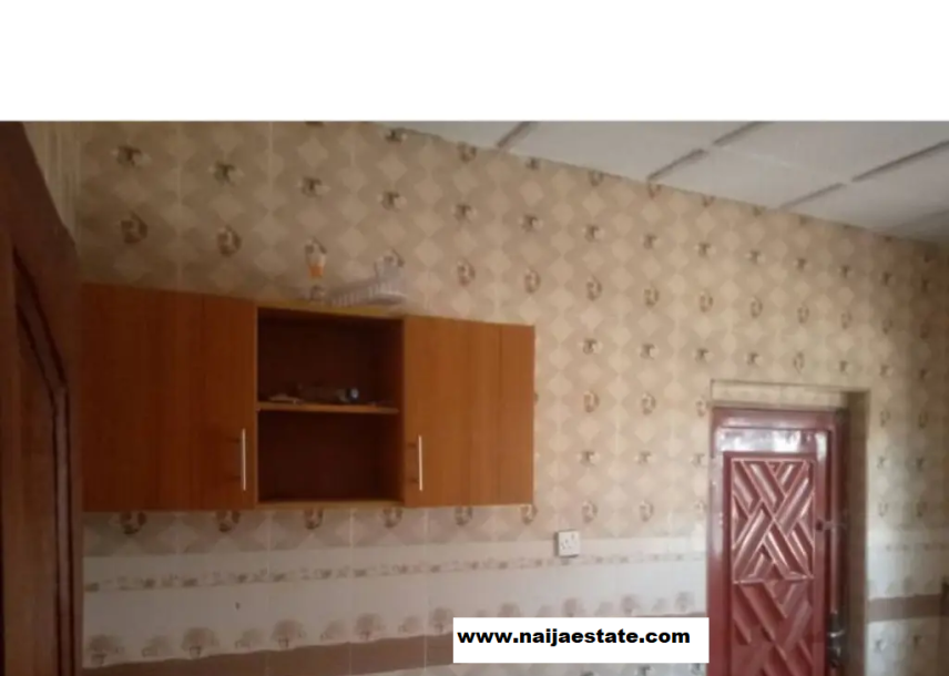 Furnished 2bdrm Block of Flats in City Estate, Agbowo for rent-3