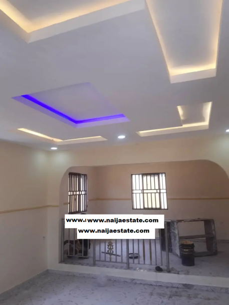7bdrm Block of Flats in Adageorge, Port-Harcourt-3