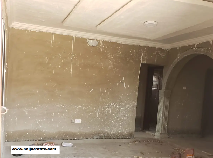 2bdrm Apartment in Airport Para, Alakia for Rent-1