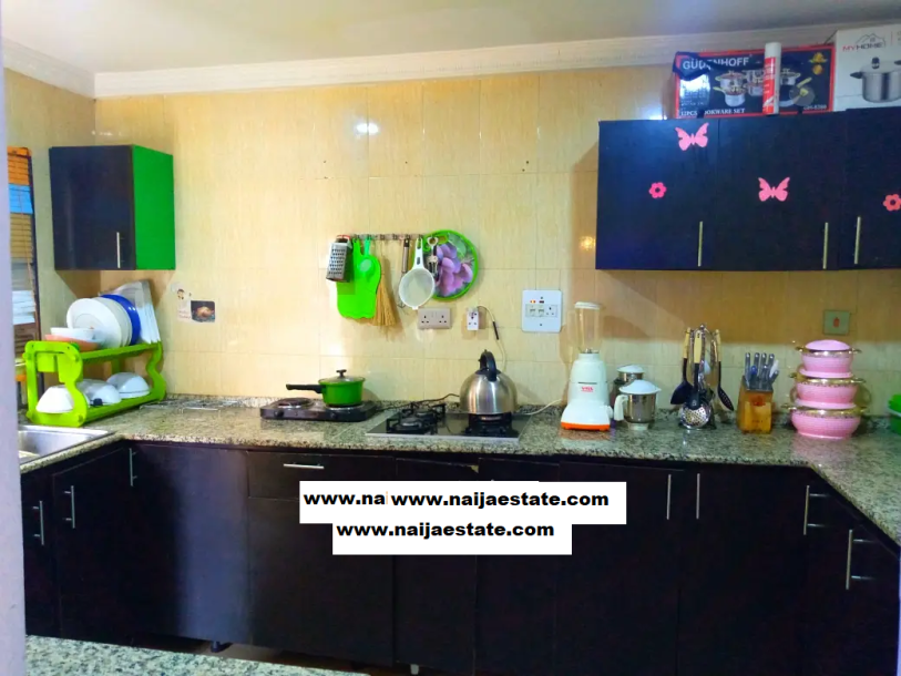 Furnished 6bdrm Block of Flats in Ajoda Estate Ojoo for Sale-2