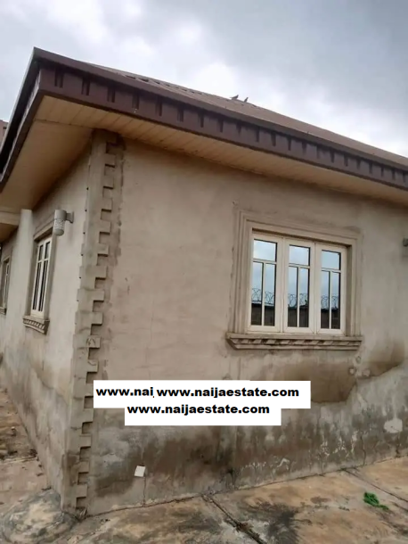 4bdrm Bungalow in Ire Akari, Ibadan for Sale-1