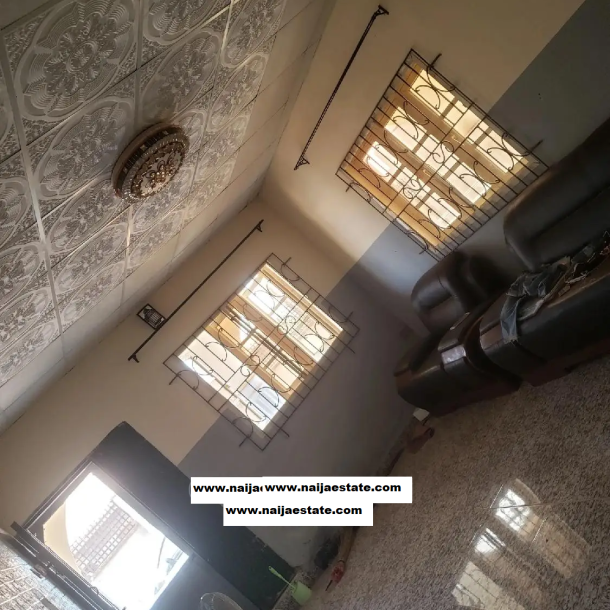 Furnished 3bdrm Block of Flats in Obada, Ibadan for Sale-3
