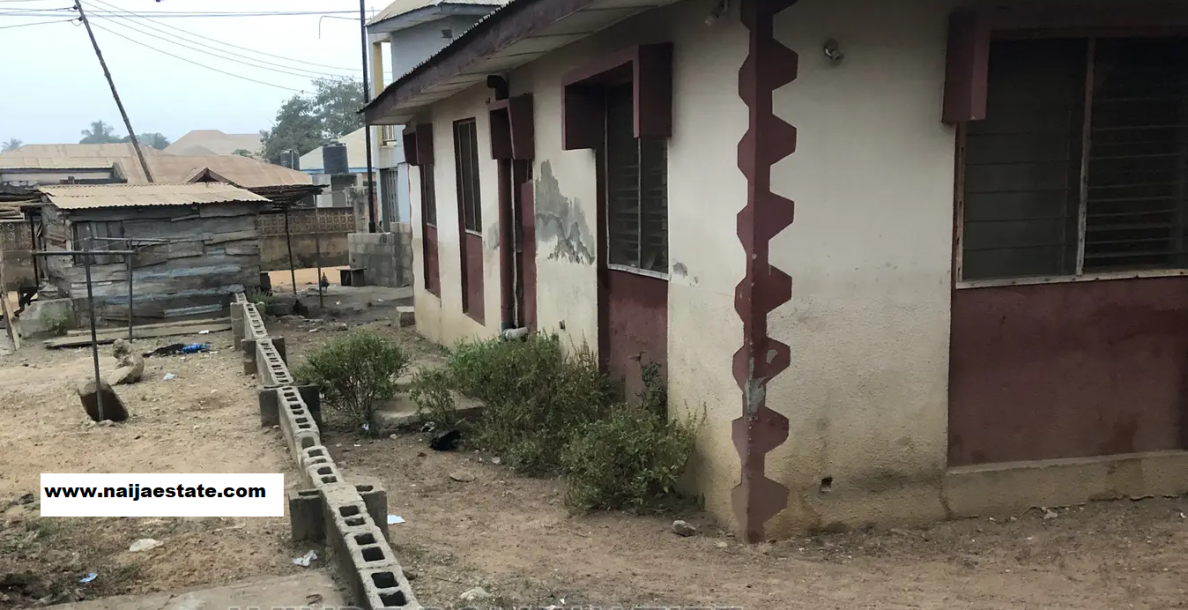Furnished 4bdrm House in Aduin, Ogbomosho North for Sale-1