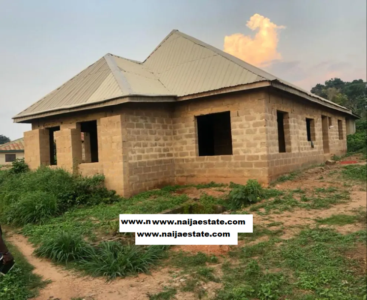 3bdrm Bungalow in Elenusonso, Alagba for Sale-3