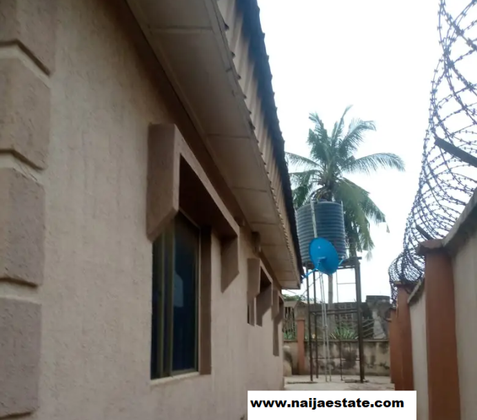 Furnished 4bdrm House in Agbofieti, Idishin for Sale-2