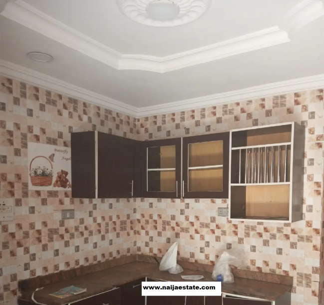 5bdrm Block of Flats in Akala Way, Akobo for Sale-1