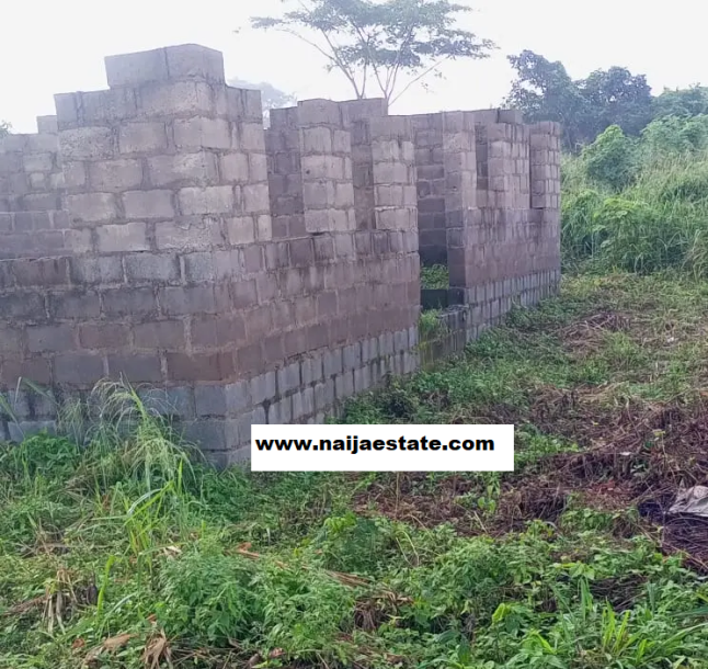 4bdrm Bungalow in Tolatose Estate, Akinyele for Sale-1