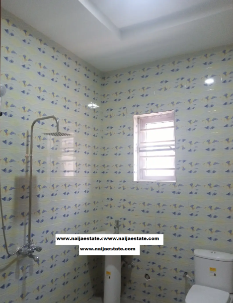 6bdrm Duplex in Upper North, Enugu for Sale-4