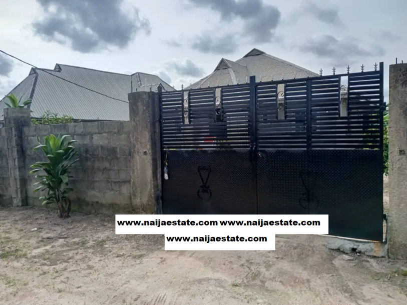 3bdrm Bungalow for sale in Akure-2