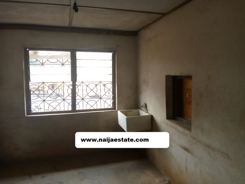 10bdrm House in Samonda for Sale-3